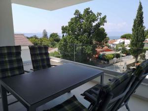 Apartments in Njivice - Insel Krk 42231 