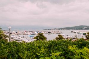 Apartments in Klimno - Insel Krk 42235 