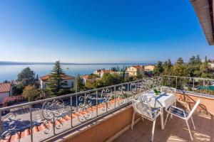 Apartment in Crikvenica 42251