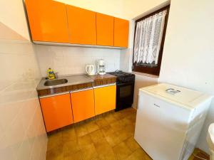 Apartments in Jadranovo 42257 