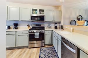 Sea Colony --- 56137 Pine Cone Lane