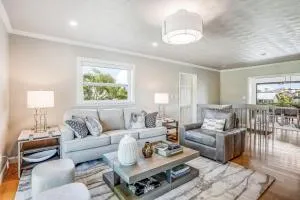 Sunshine Dock - Coconut Island