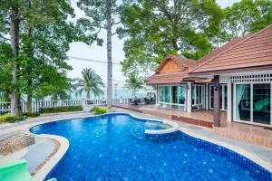 RimLay Beachfront Pool Villa - 梭桃邑