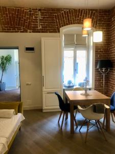 Strada Ion I. C. Brătianu Nr.24