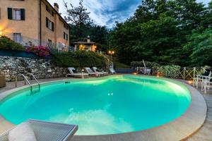 Casolare dei Colli, Panoramic Private Pool, Lavish Interiors and a Gourmet Kitchen