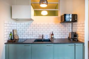 The Citadel Apartments by Daniel&Jacobs
