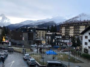 Monolocale centro citta con vista sulle montagne