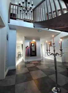 Willa AXLA z werandą ogrodem i parkingiem - 库多瓦-兹德鲁伊