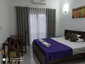 Luxe Highway Residencies - 卡杜韦勒