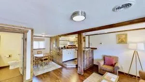 Pack Creek ~ Creekside East - Gateway