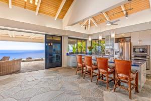 Waterfall House - Hawaii