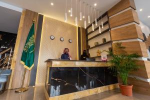 شقق أحلى الأيام للشقق المخدومة