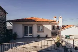 Cabanelas Country House - Casa do Luís - Agras