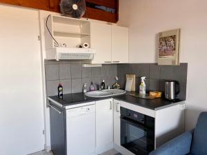 Appartement T2 mezzanine vue mer avec piscine