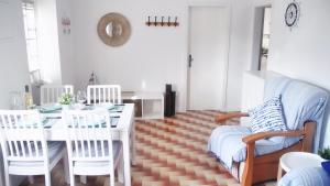 Central Olhão Home - Private Spacious Sunlit Patio