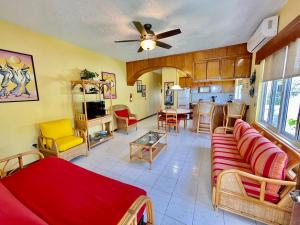 Belizian Reef Suites