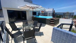 Cobertura Duplex perto do mar, piscina, linda vista, 03 garagens, churrasqueira