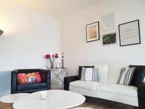 Appartements ○ T3 spacieux et tres lumineux • Parking • WiFi ○ : photos des chambres