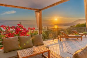 Luxury Villa Fiscardo Walk - Heated Pool & Jacuzzi