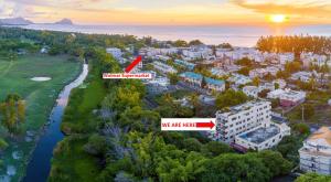 373 Wolmar Cosy and Modern Apartment- 200 metres from the Beach and Supermarkets and just next to Domaine de wolmar with views of deers and green natural park