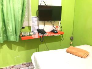 Seungit Syariah Inn Tebet Mitra RedDoorz