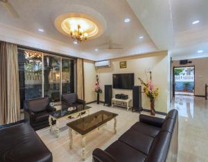 SaffronStays Anugraha 4BHK Private Pool villa in Lonavala, near Wet n Joy