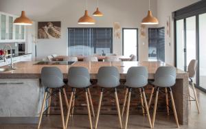 Elements Sunrise Bush Lodge