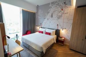 Superior King Room (Includes 15% Off F&B and Shuttle Service to Festival City Mall) room in IntercityHotel Dubai Jaddaf Waterfront