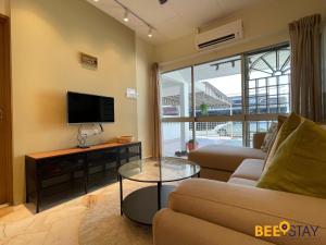 Jenjarom Modern Homestay 4-8PAX By Beestay