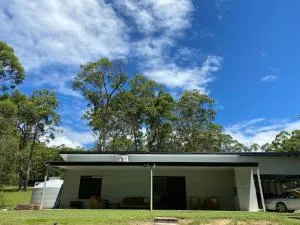 Rural Self Contained 3 bedroom Cottage on acreage, - Mooloolah
