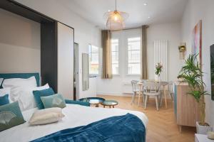 Sunlight Properties - Daffia - Beautifully renovated studio, city pad in Central Nice