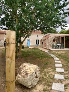 Maisons de vacances Lavender House - Traditional stone house oozing charm and character : photos des chambres