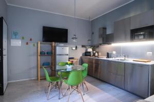 Central apartment close to food and shopping