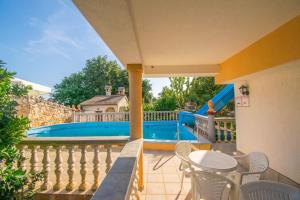 Apartment Ivo with shared swimming pool