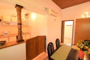 Apartment Ivo with shared swimming pool
