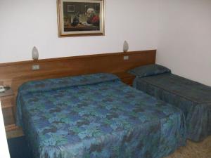 HOTEL SANTOROTTO di FABIO TERROSI