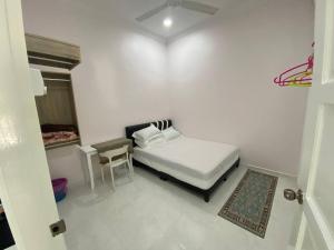 ARRA Guest House, Pantai Cahaya Bulan, Kota Bharu