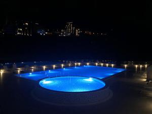 Status-M Apartments 102