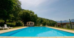 L'Hermitage, 3 appartements avec terrasse, vue lac, parking et PISCINE, LLA Selections by Location Lac Annecy : photos des chambres