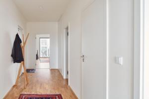 Prague Days - Designer Condo - Trendy Neighborhood