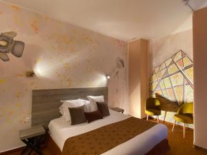 Hotels Hotel des Augustins : photos des chambres