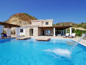 Villa Kalypso Infinity Pool Villa