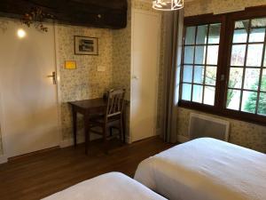 B&B / Chambres d'hotes Le Mas Bellanger : Chambre Lits Jumeaux