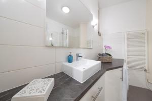 Elisabeth Apartment on Váci Street