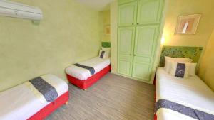 Hotels Hotel du Mas : photos des chambres