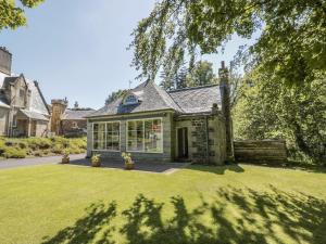 Cloncaird Castle Estate Cottages