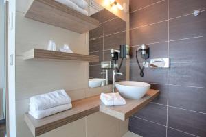 Hotels Sure Hotel by Best Western Reims Nord : photos des chambres