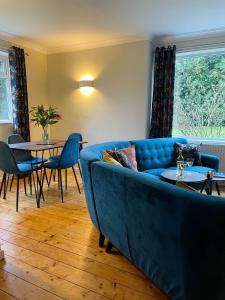 Kist Accommodates - Stylish Headingley Apartment - Parking - 500 mps WIFI