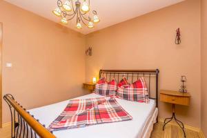Holiday home in SvetiVidDobrinjski - Insel Krk 42199 