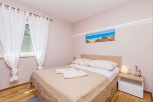 Holiday home in SvetiVidDobrinjski - Insel Krk 42199